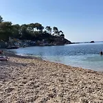 De Avec Terrasse Privative Jardin Et Parking Pres Des Plages Toulon