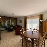De Avec Terrasse Privative Jardin Et Parking Pres Des Plages Apartment