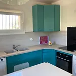 De Avec Terrasse Privative Jardin Et Parking Pres Des Plages Apartment Toulon