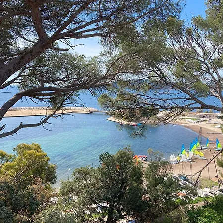 Apartment De Avec Terrasse Privative Jardin Et Parking Pres Des Plages